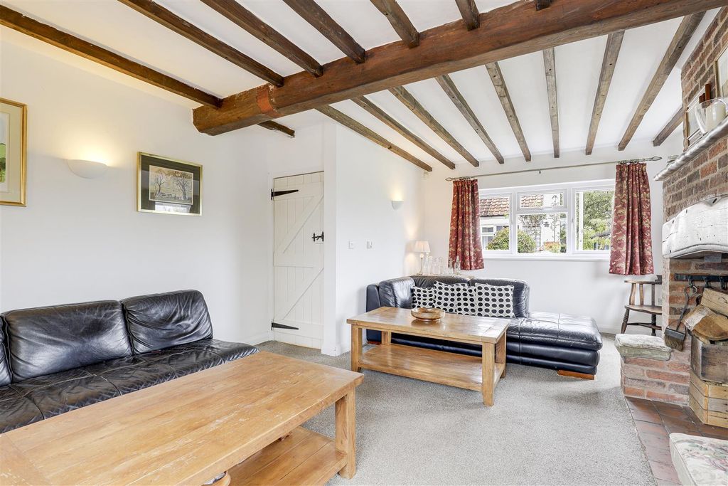 Property photo 2 of 35 11185.Jpg