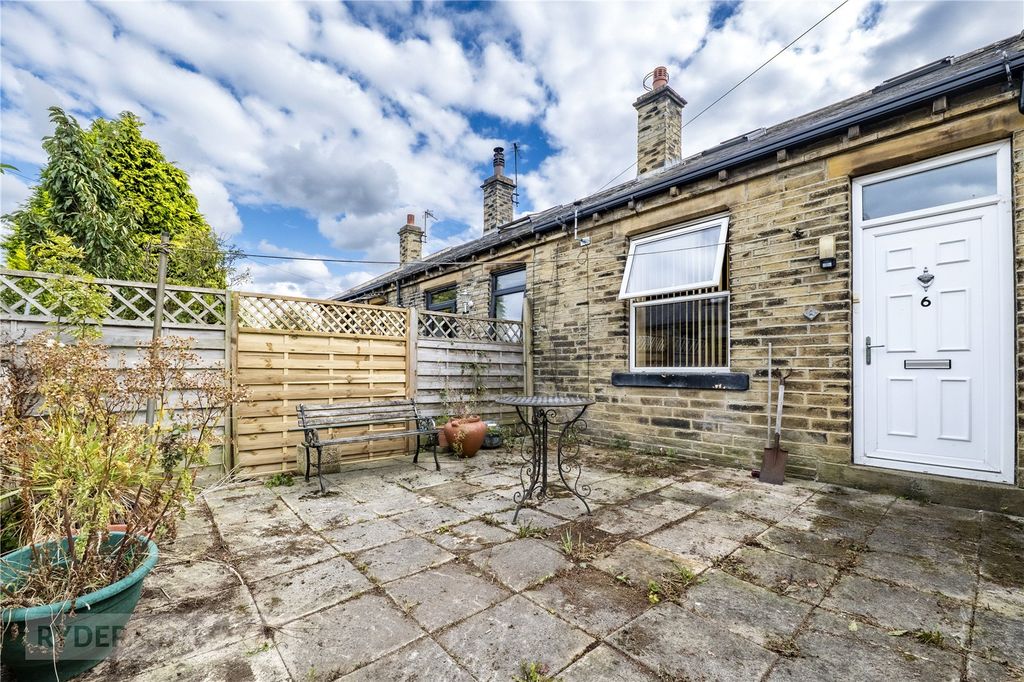 Property photo 1 of 15 Picture No. 03