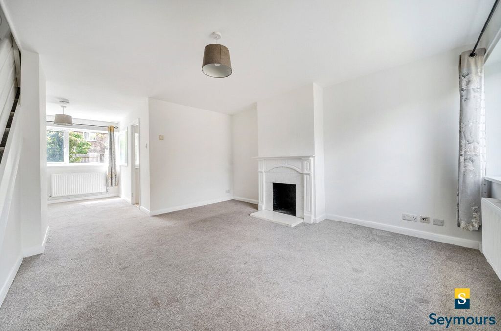 Property photo 2 of 18 Picture No. 30