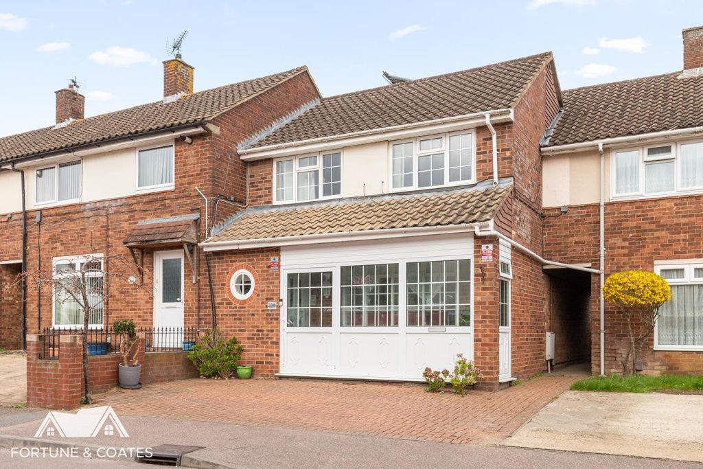 Property photo 1 of 26 Cartersmead_46.Jpg