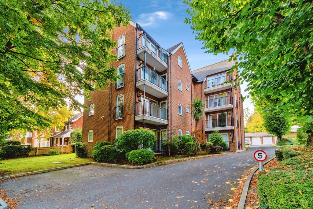 Property photo 1 of 17 Photo