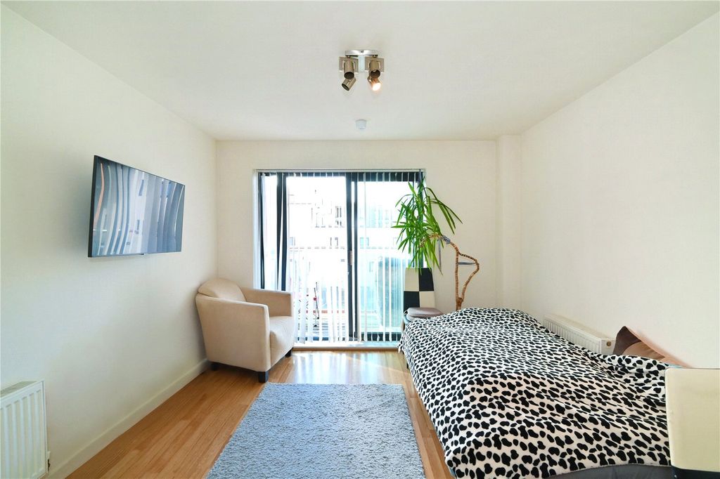 Property photo 1 of 9 Picture No. 04