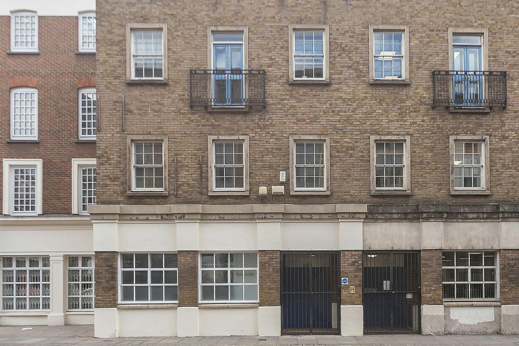 Property photo 3 of 7 7Bathplaceec2A3Drshoreditchofficeshowroom314Oldstreetfacade2Dominionlondon.Jpg