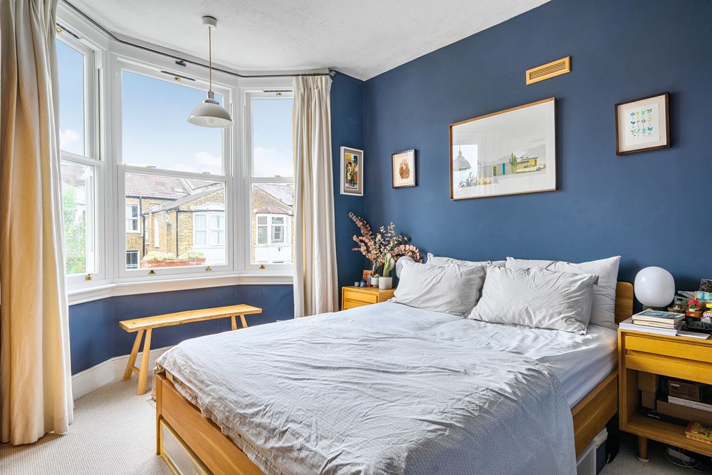 Property photo 3 of 16 17-6A843Df644391-...