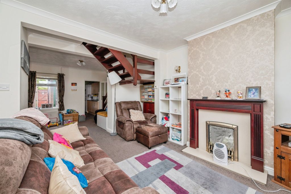 Property photo 3 of 16