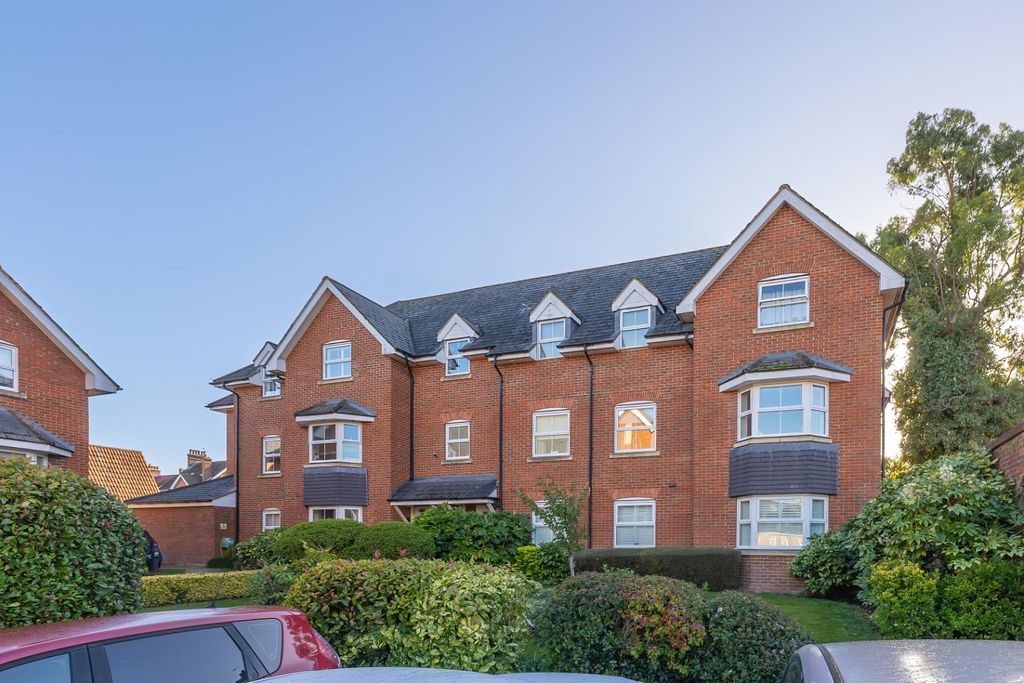 Property photo 1 of 13