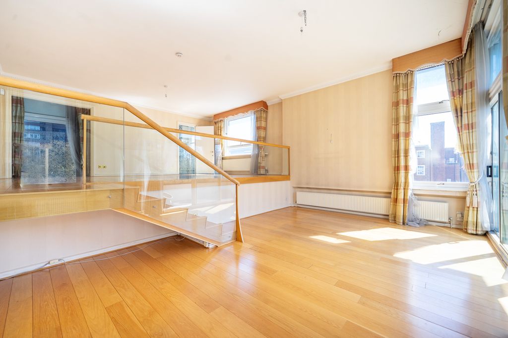 Property photo 3 of 9