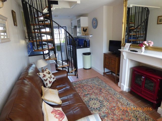 Property photo 2 of 6