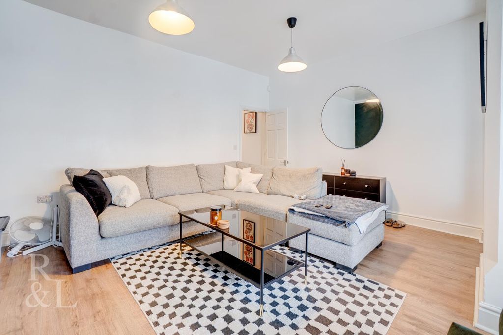 Property photo 3 of 12 B (14).Jpg