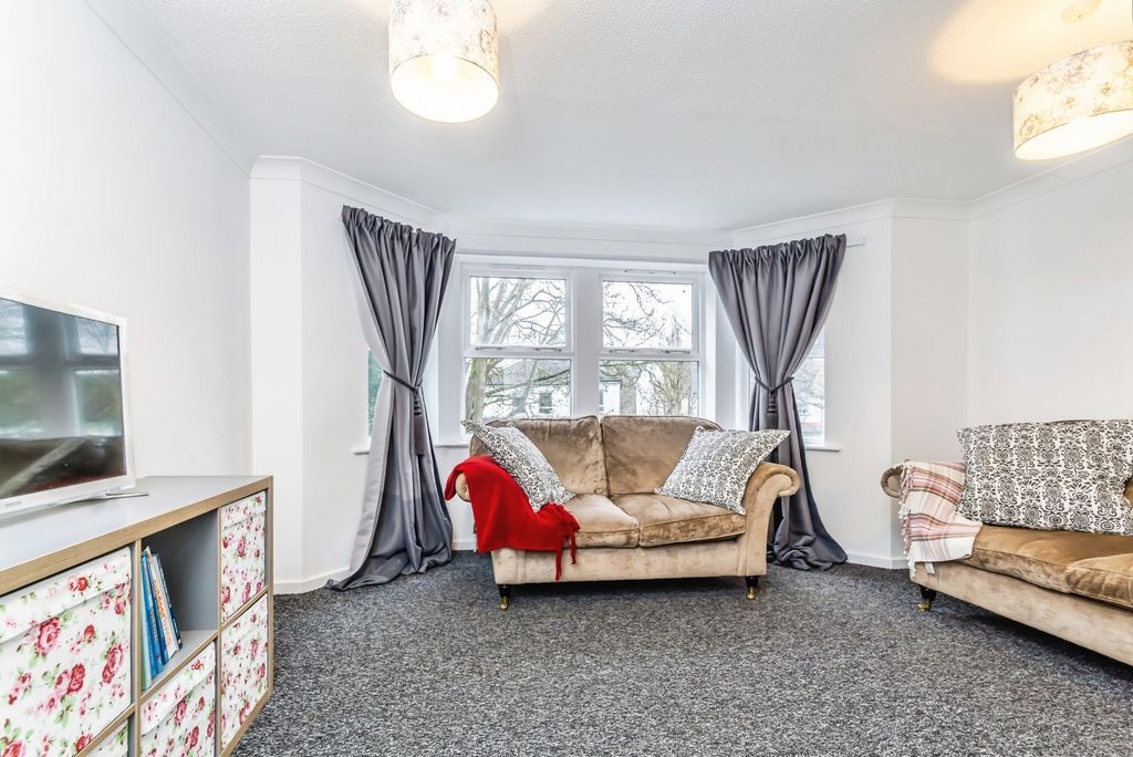 Property photo 3 of 7 Pbox-Img.Jpg