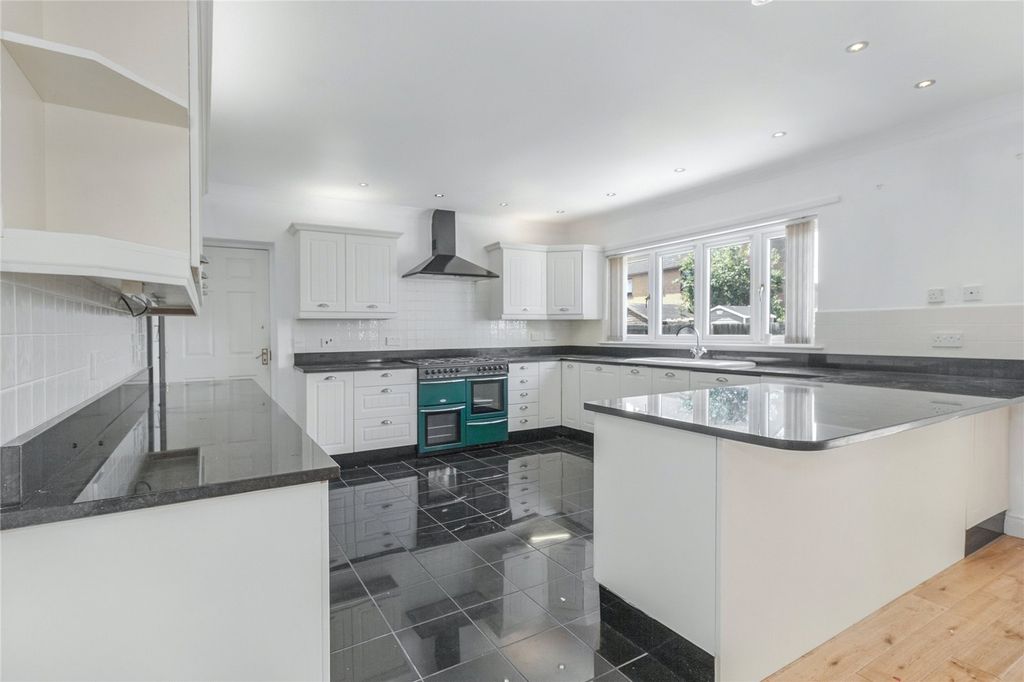 Property photo 2 of 16 Kitchen