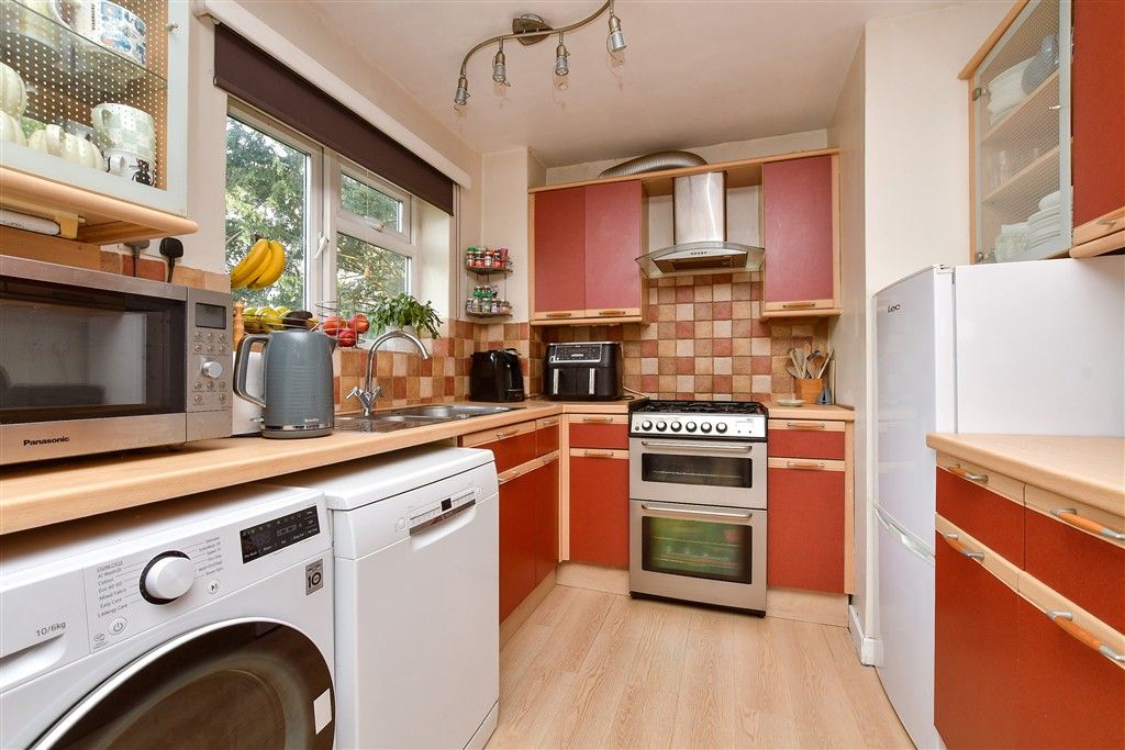 Property photo 3 of 9 Kitchen / Diner