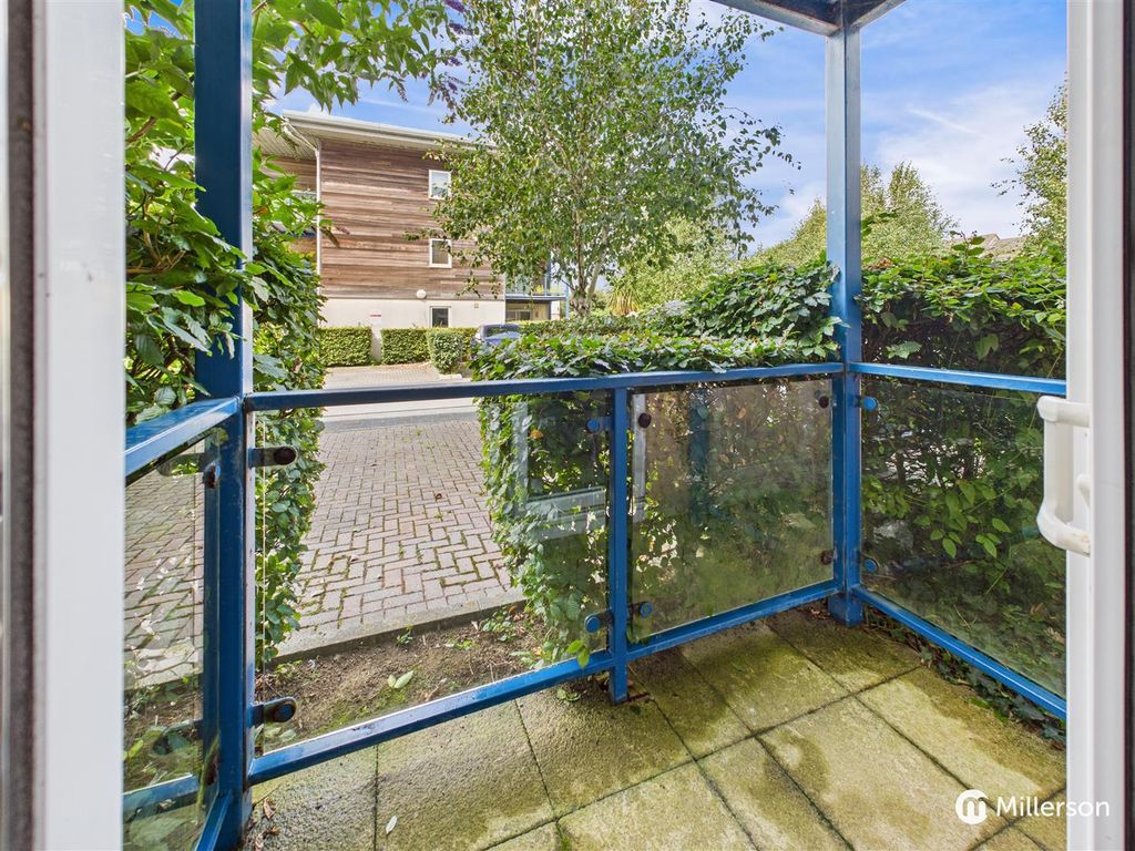 Property photo 3 of 12 Cam05092G0-Pr0098-Still005.Jpg