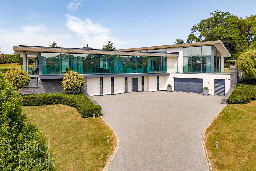 Additional image 49 of 5 bed detached house for saleLake View, Gaynes Park, Epping CM16