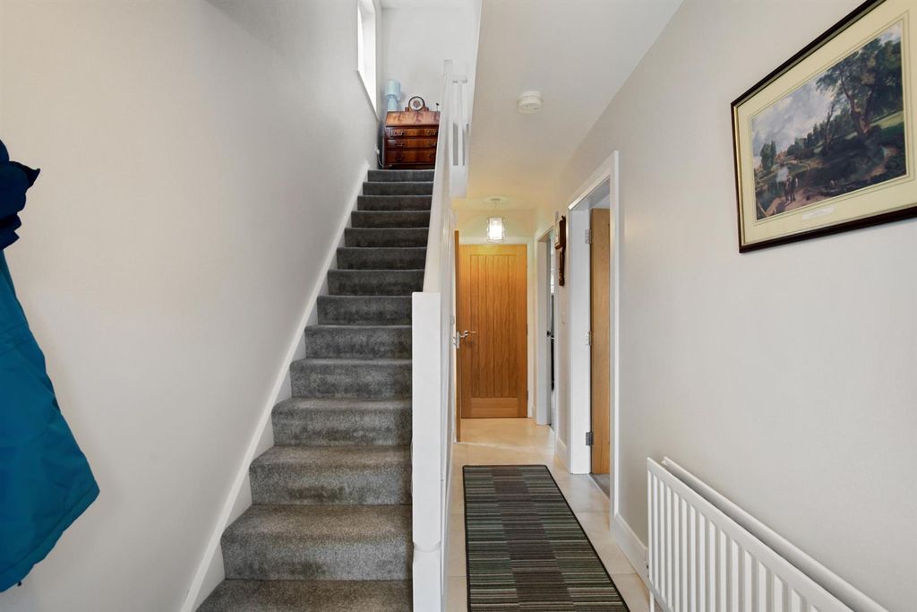 Property photo 2 of 23 44 Dundrum Road 01.Jpg