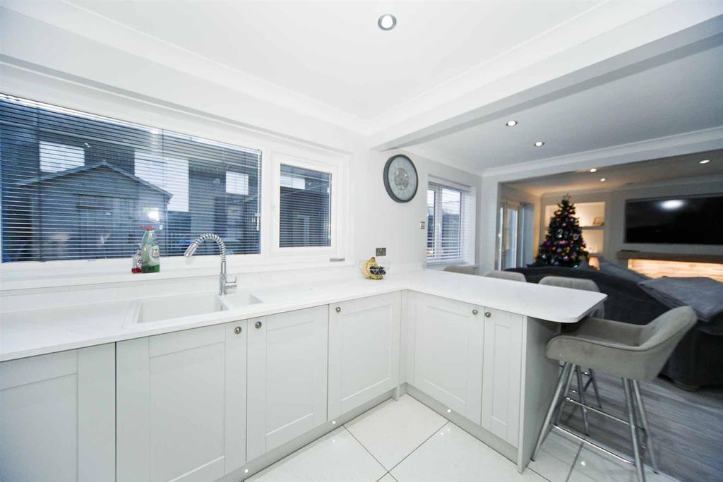 Property photo 2 of 19 Img_1555.Jpg