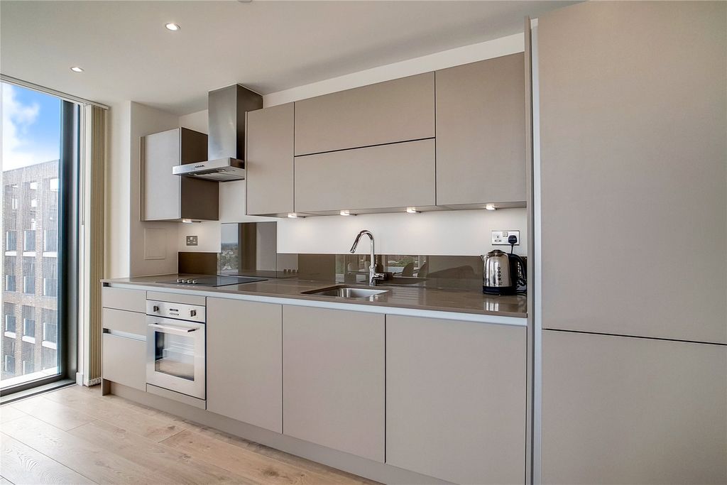 Property photo 2 of 14 Picture No. 05