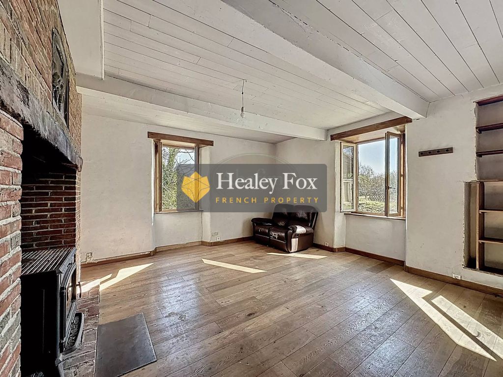 Property photo 2 of 50