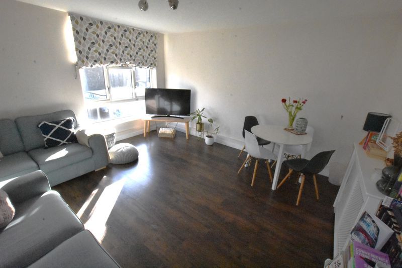 Property photo 2 of 12 Photo 1