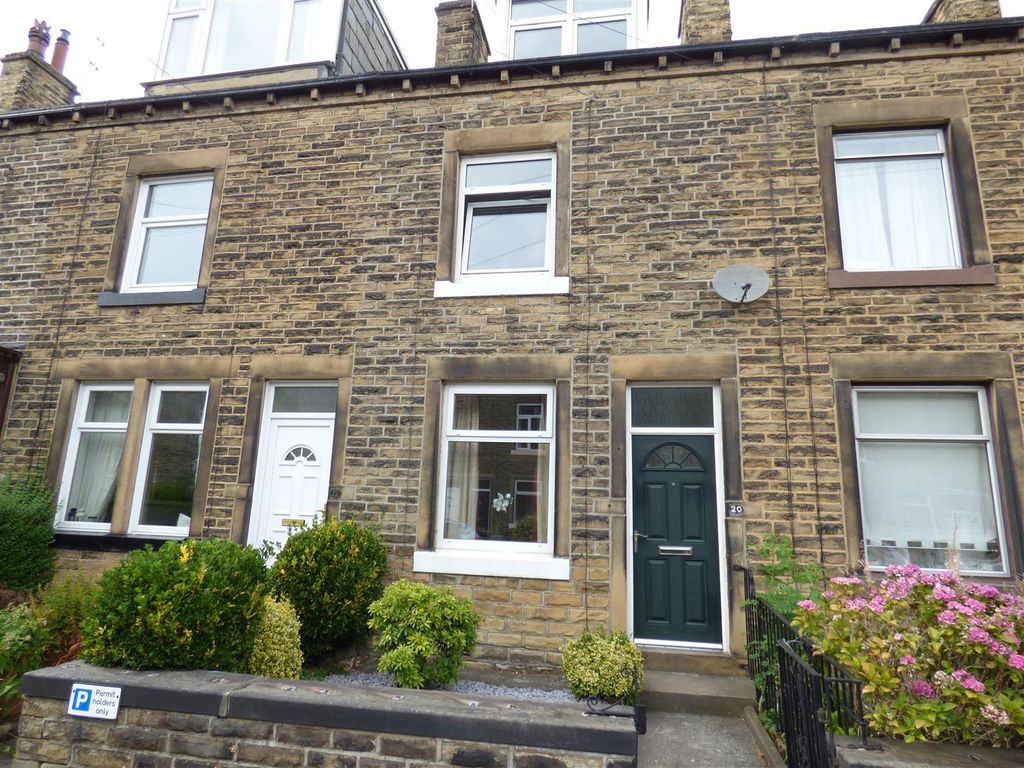 Property photo 1 of 15 Myrtle Avenue