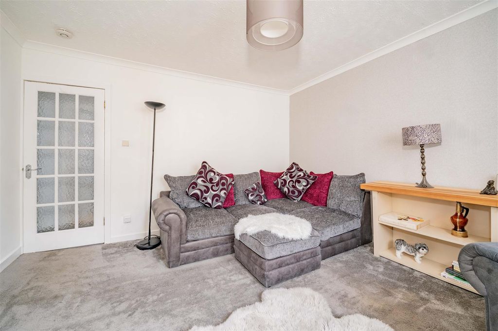 Property photo 3 of 13 2-0 22 Lorimer Street Dundee-6.Jpg