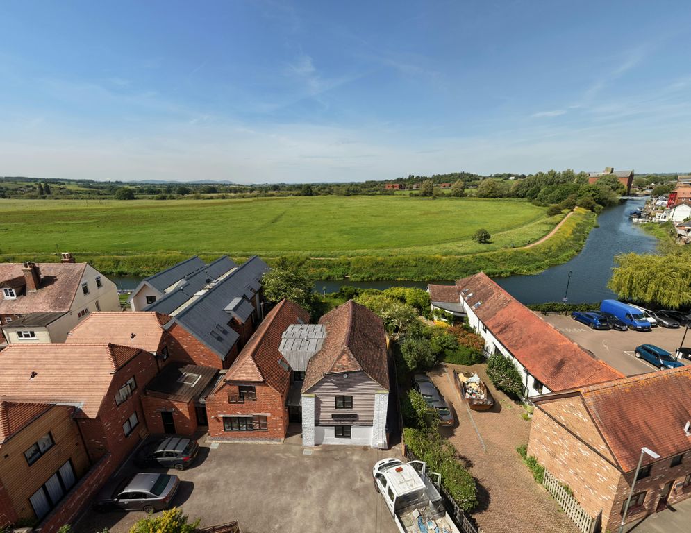 Property photo 2 of 11 Dji_20260522145922_0172_D.Jpg