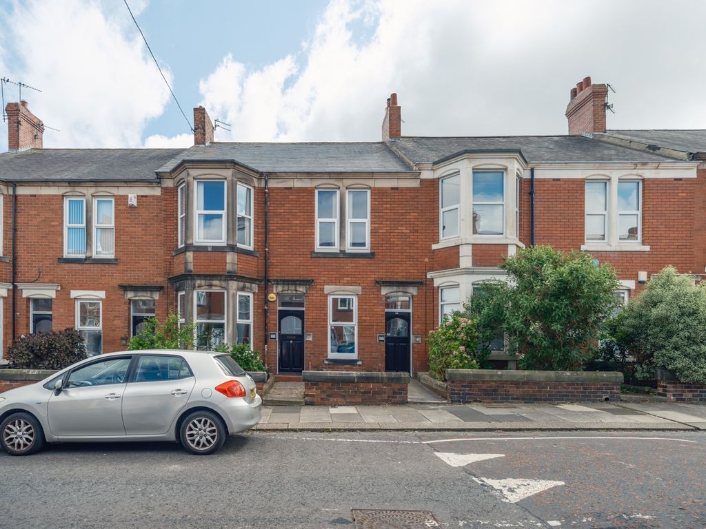 Property photo 1 of 11 4112040