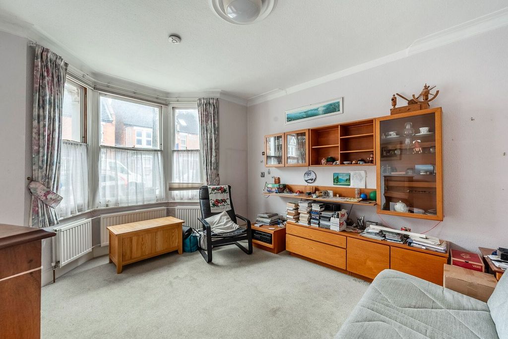 Property photo 1 of 7