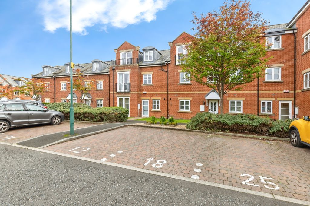 Property photo 1 of 15