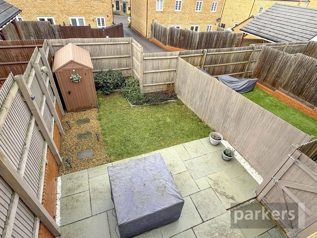 Property photo 3 of 21 Patio Garden