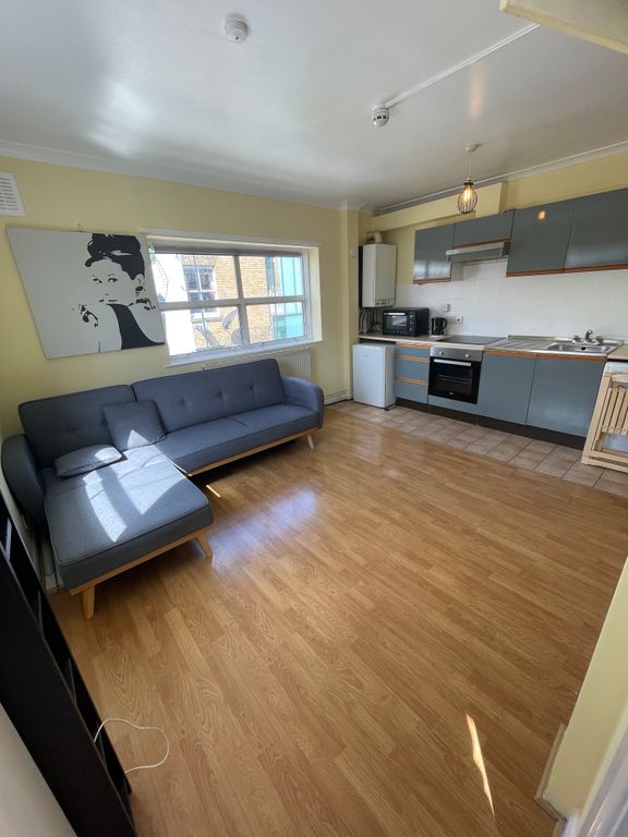 Property photo 3 of 4