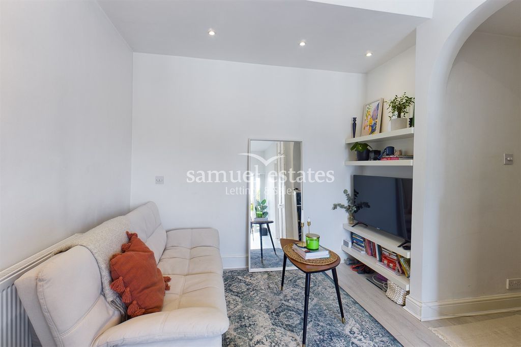 Property photo 2 of 6 Living Room