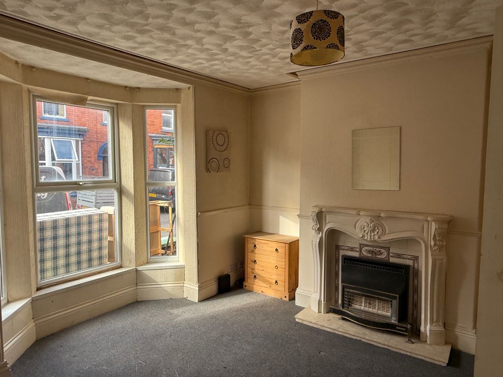 Property photo 3 of 8 Living Room