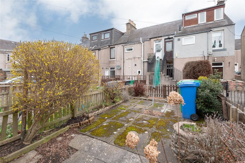 Additional image 10 of 2 bed flat for saleGladstone Street, Leven, Fife KY8