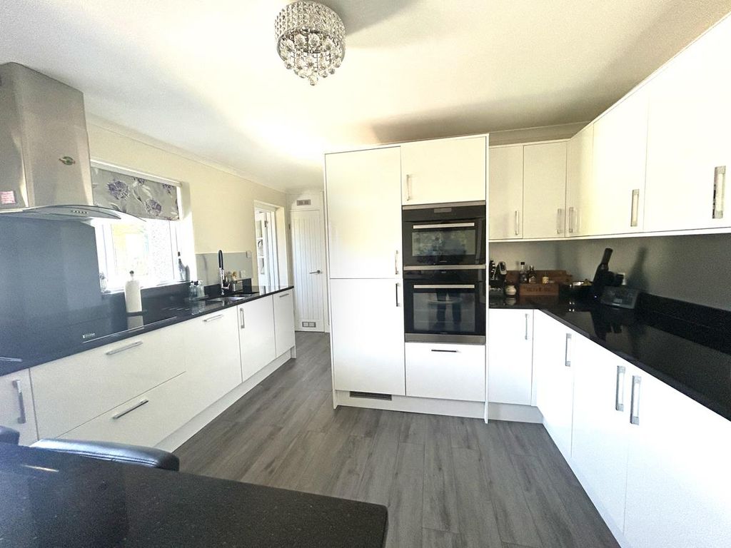 Property photo 3 of 34 Img_5148.Jpg