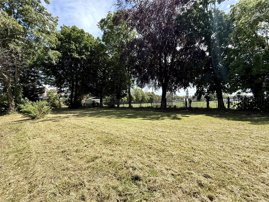 Property photo 3 of 17 Picture No. 16