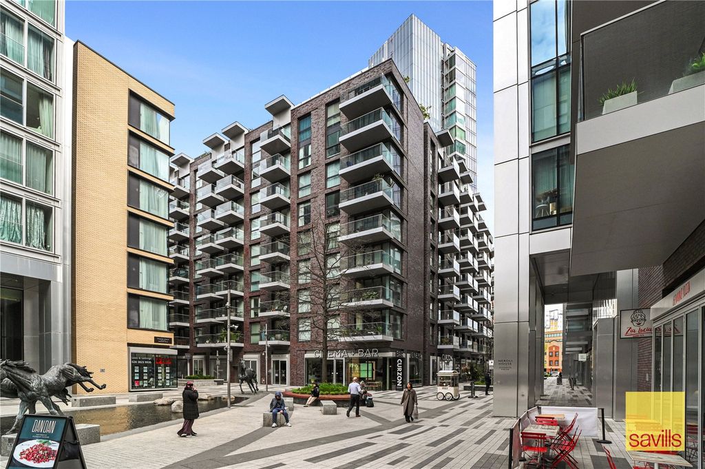 Property photo 1 of 18 External