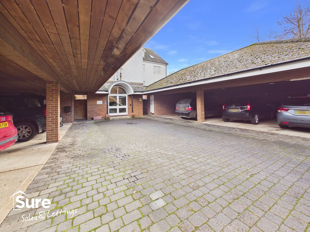 Property photo 3 of 33 4854824