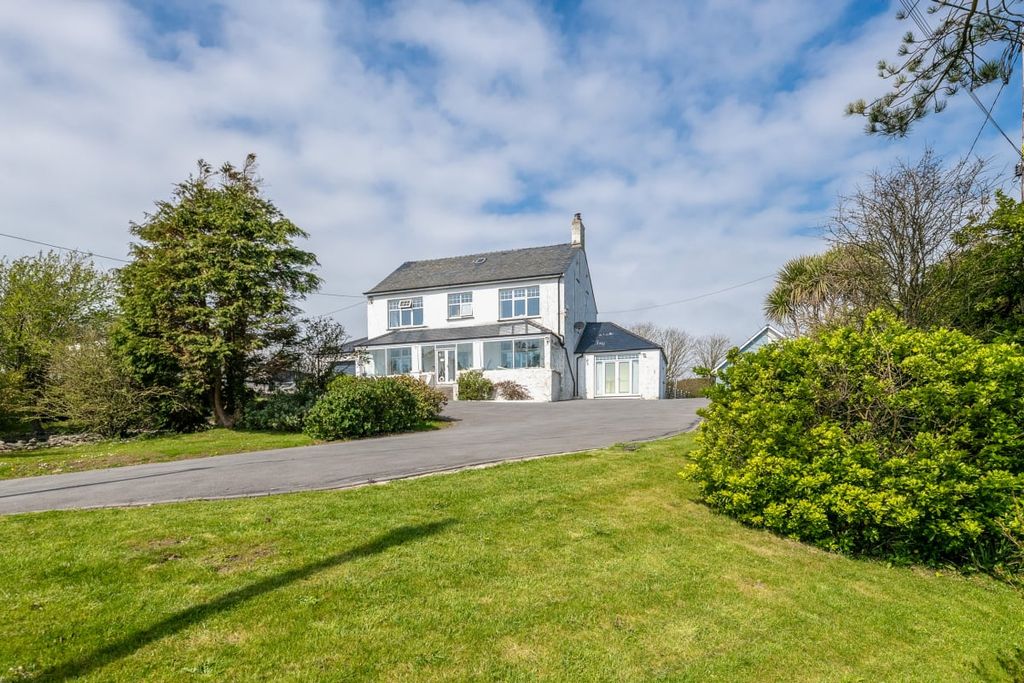 Property photo 1 of 68