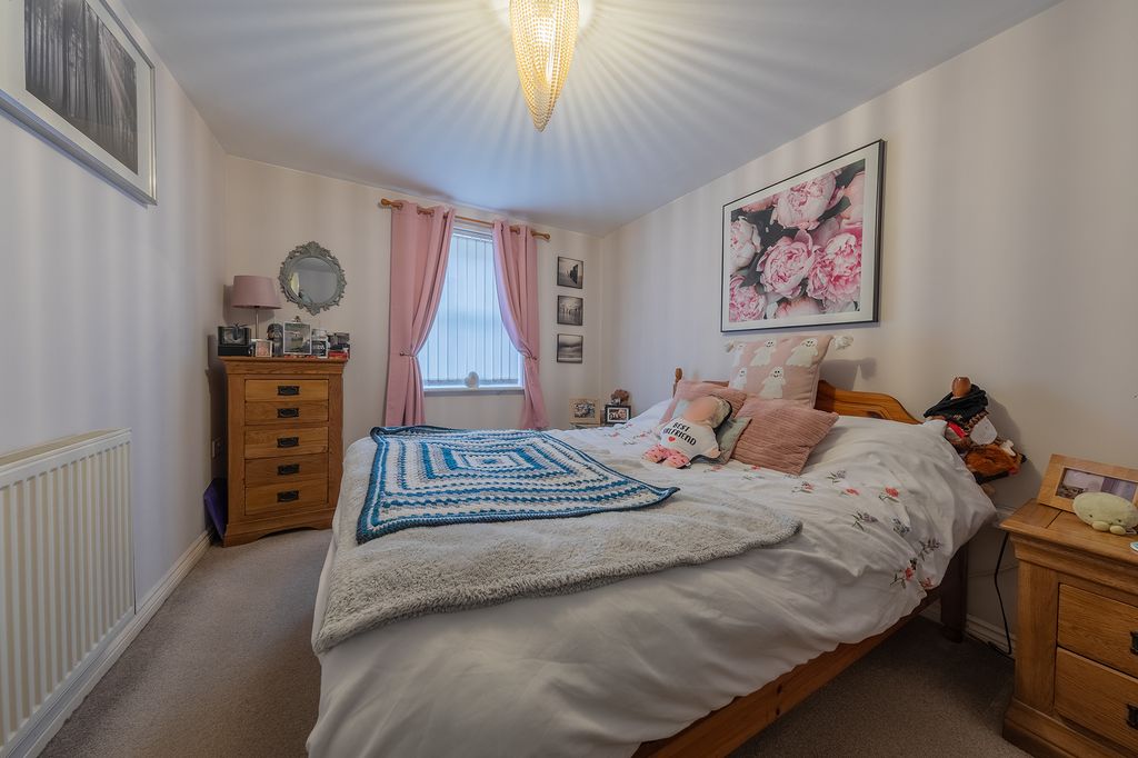 Additional image 10 of 2 bed flat for salePark Road, Ilkeston DE7