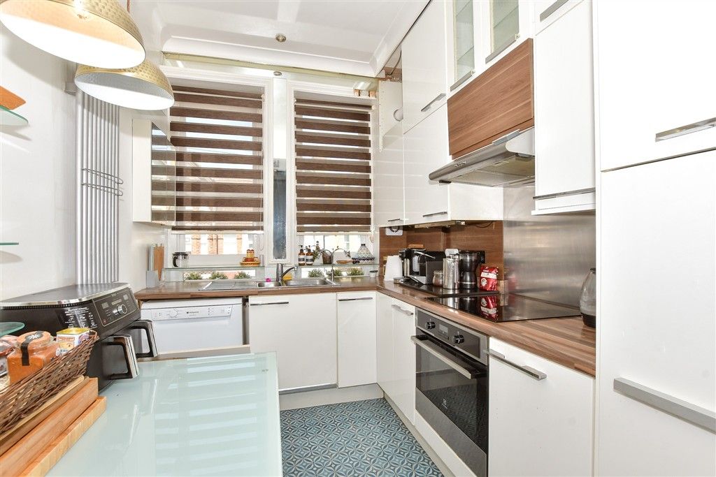 Property photo 2 of 13 Kitchen