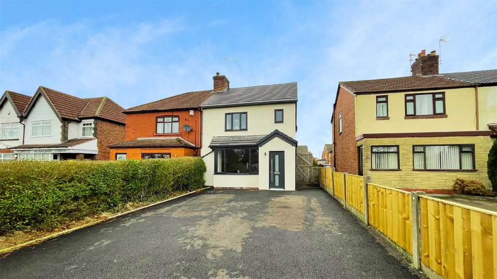 Property photo 1 of 28 Cross Pit Lane For Sale
