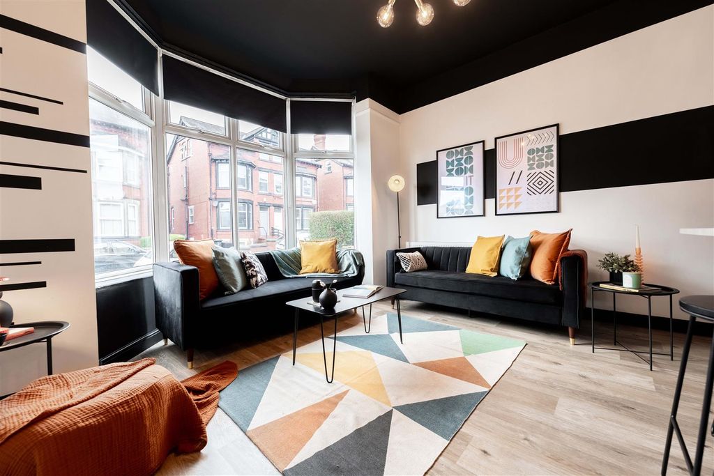 Property photo 3 of 14 Elitedwellings-Proje