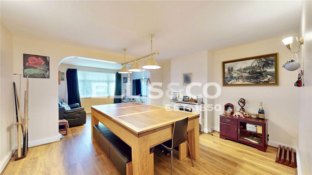 Property photo 3 of 16 Picture No. 30