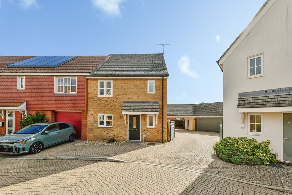 Property photo 1 of 23 Pbox-Img.Jpg