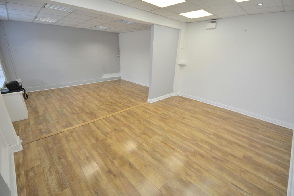 Property photo 3 of 8 Shop Floor