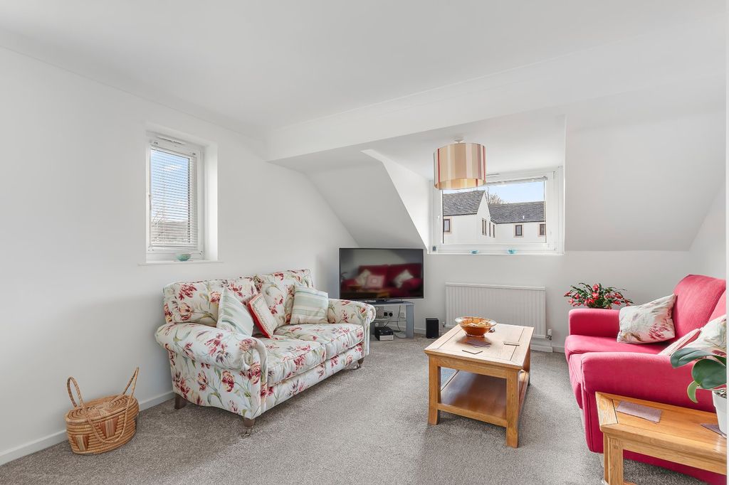 Property photo 3 of 20 Picture No. 15