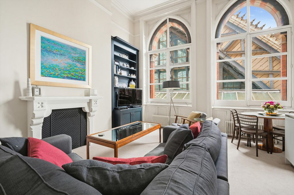 Property photo 3 of 13 Image