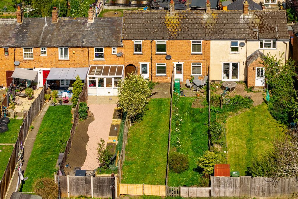 Property photo 2 of 22