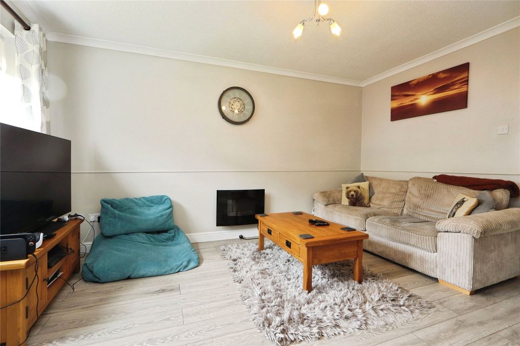 Property photo 3 of 8 Picture No. 04